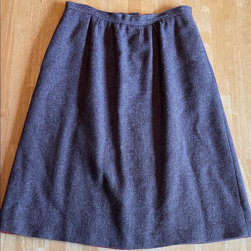 Womens Gray Classic 100% Pure Wool Herringbone Silk Lined A-Line Skirt. Size 16